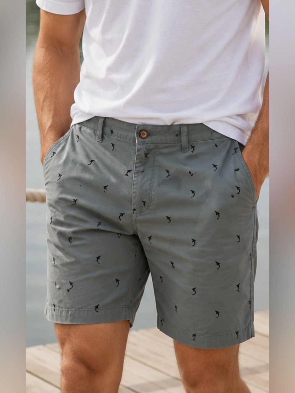 Hudson & Barrow NYC Men’s Chino Shorts Blue Whale Print 33